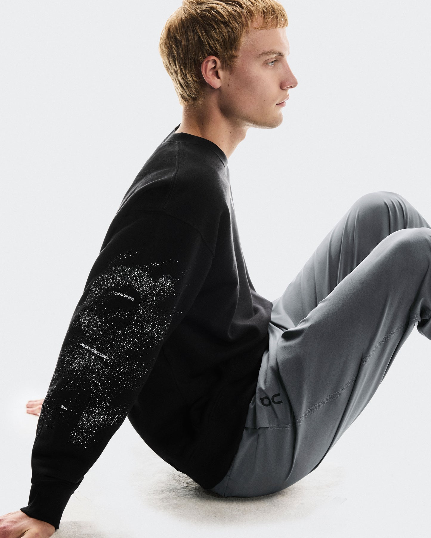Men's Club Crew Graphic Black | Olive - US 4771