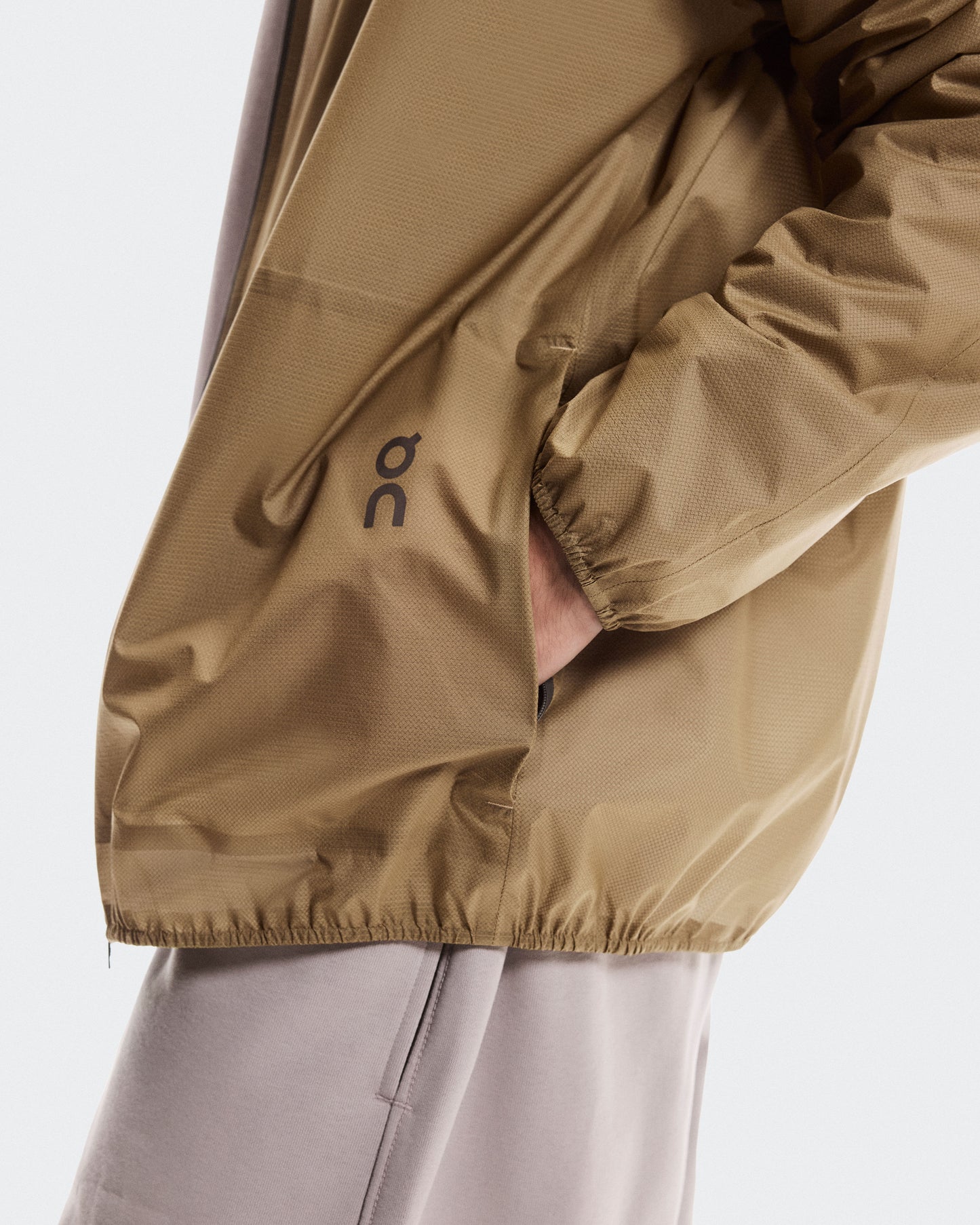 Men's Explore Lightweight Waterproof Jacket Chai - US 9025