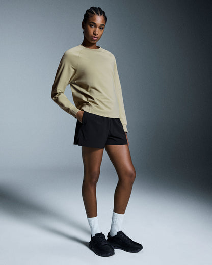Women's Studio Crew Caper - US 5607