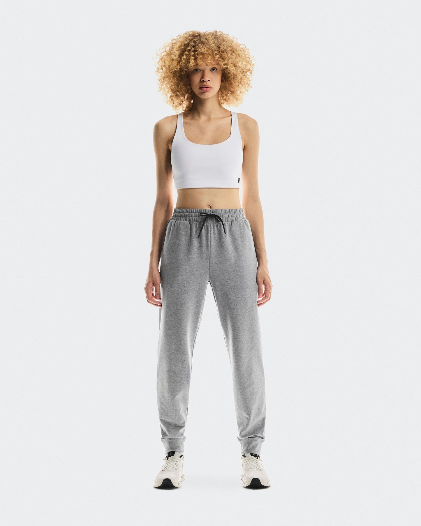 Women's Studio Joggers Basalt - US 6350