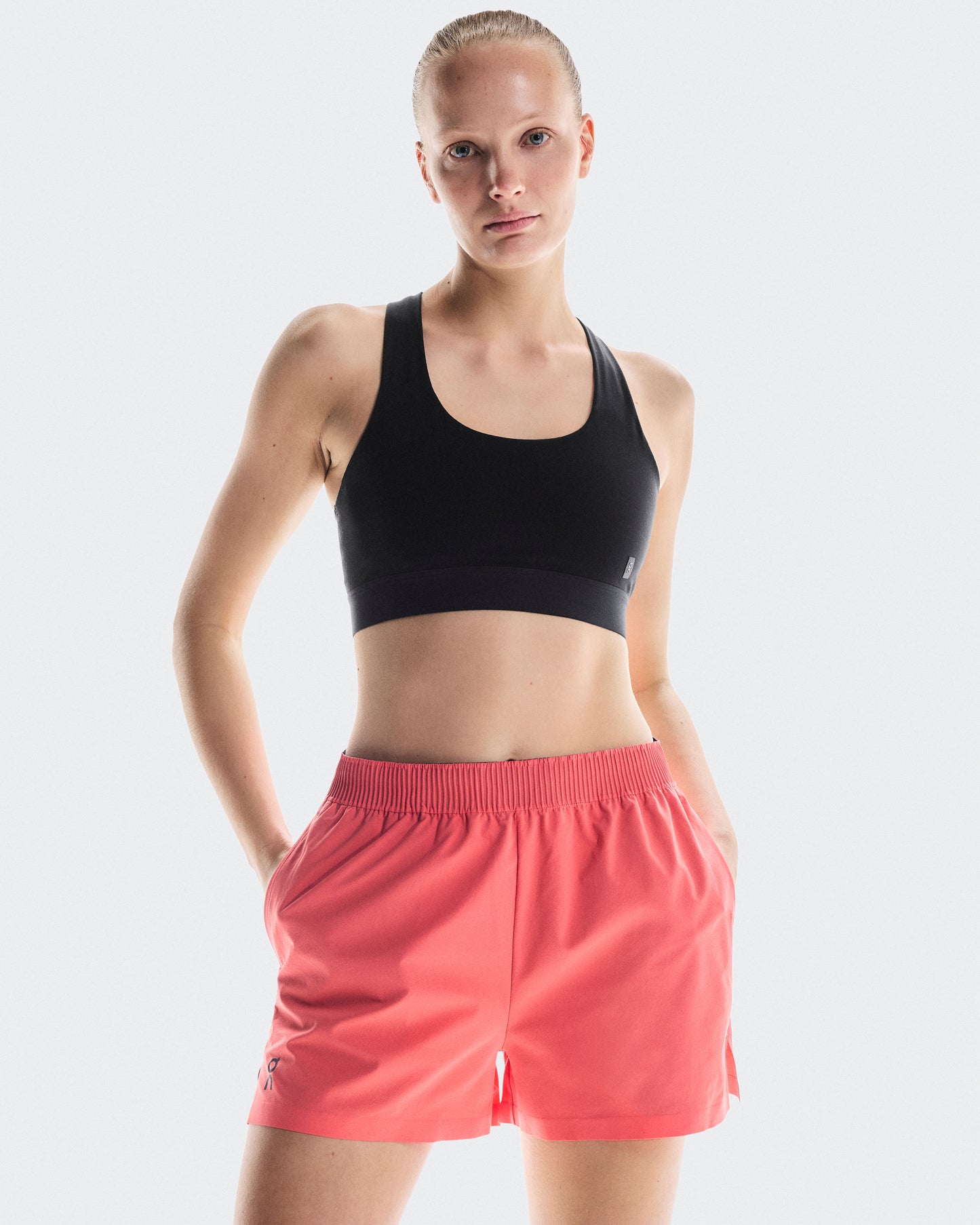 Women's Focus Shorts Coral - US 4867