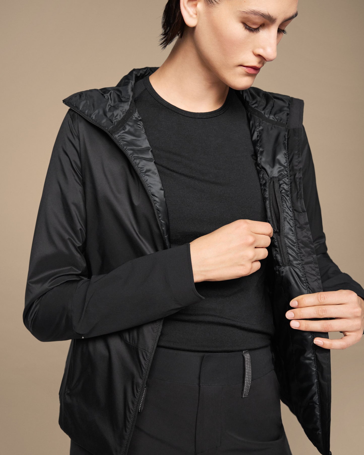 Women's Insulator Jacket Black - US 1428