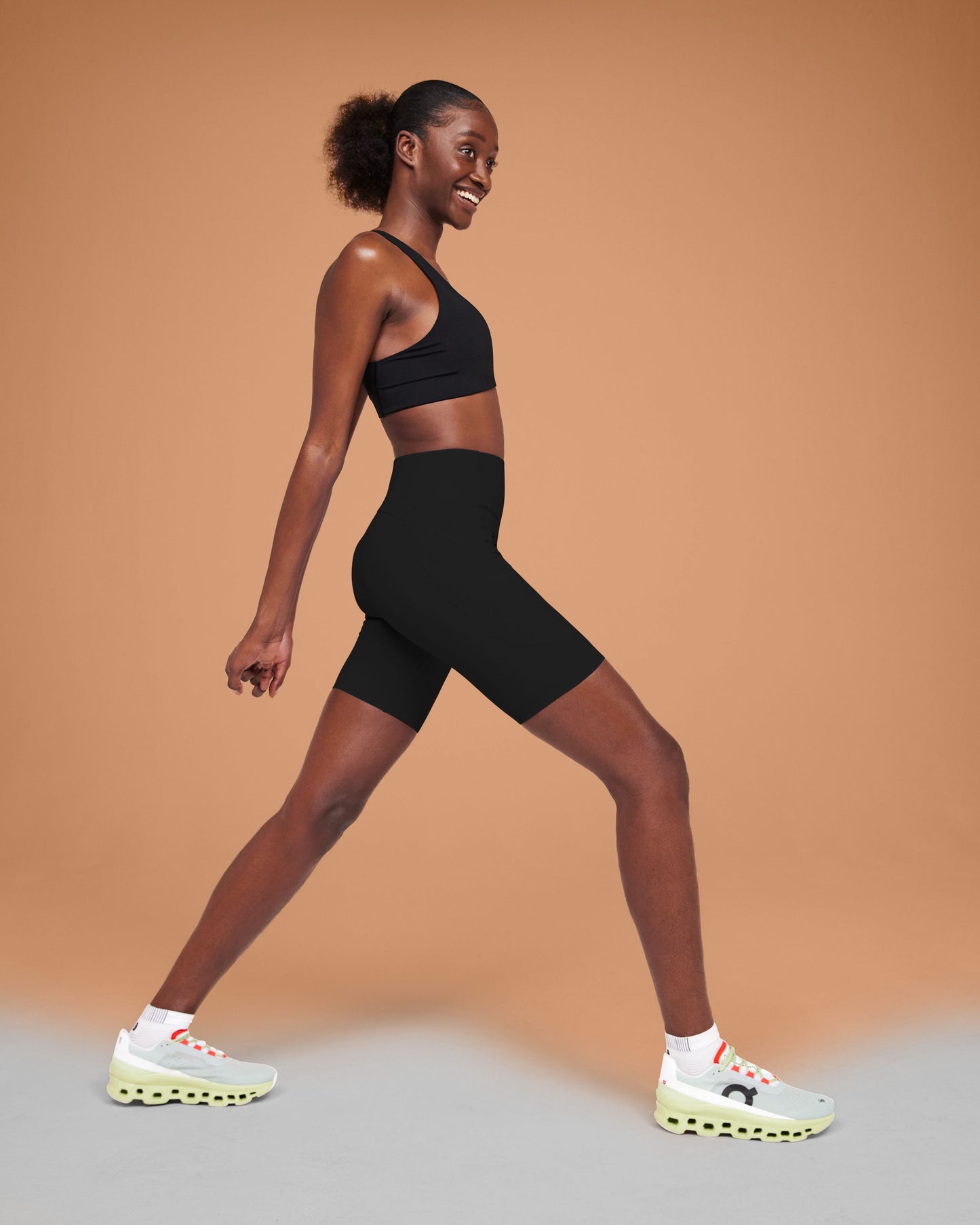 Women's Movement Tights Short Black - US 0553